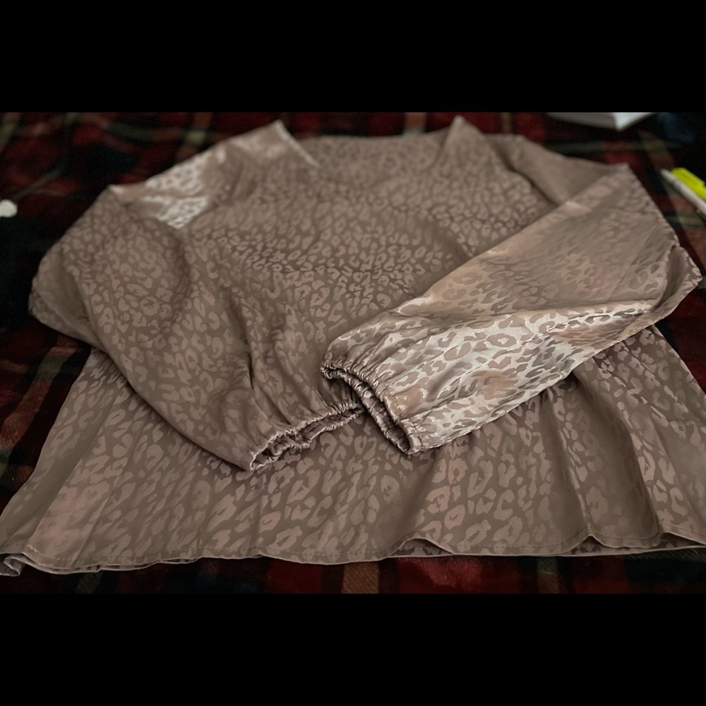 Blouse - Picture 3 of 5